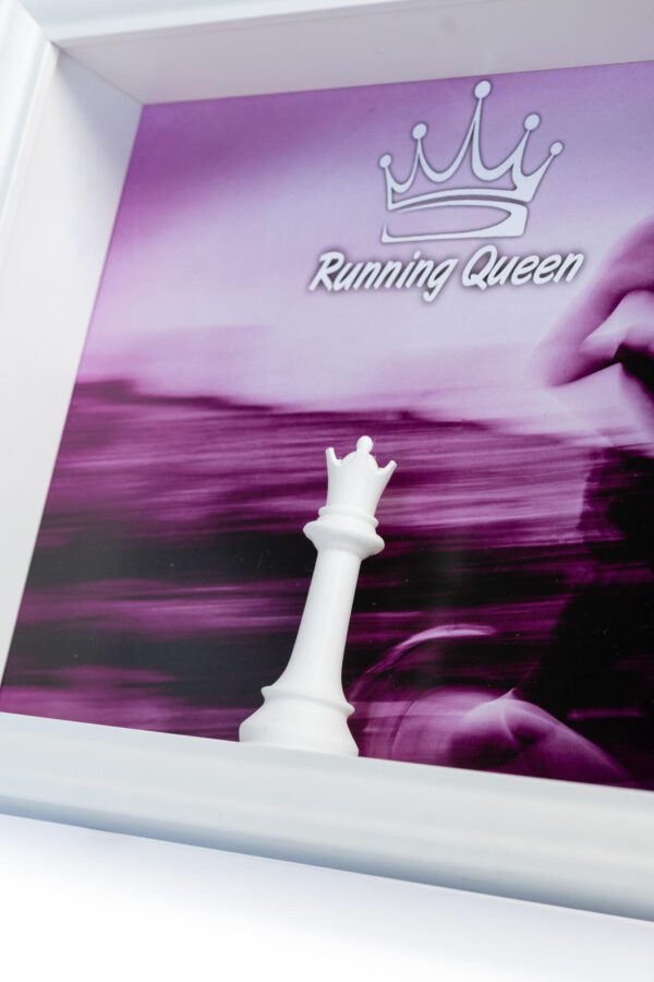 MSW_6204 Running Queen